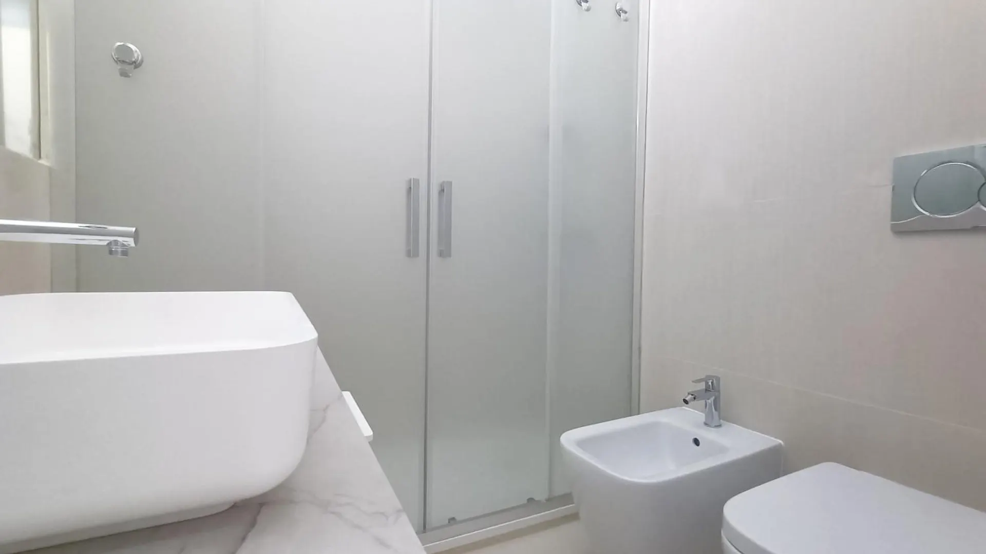 Suite Porta Nuova Fatebenefratelli Milano 0*,